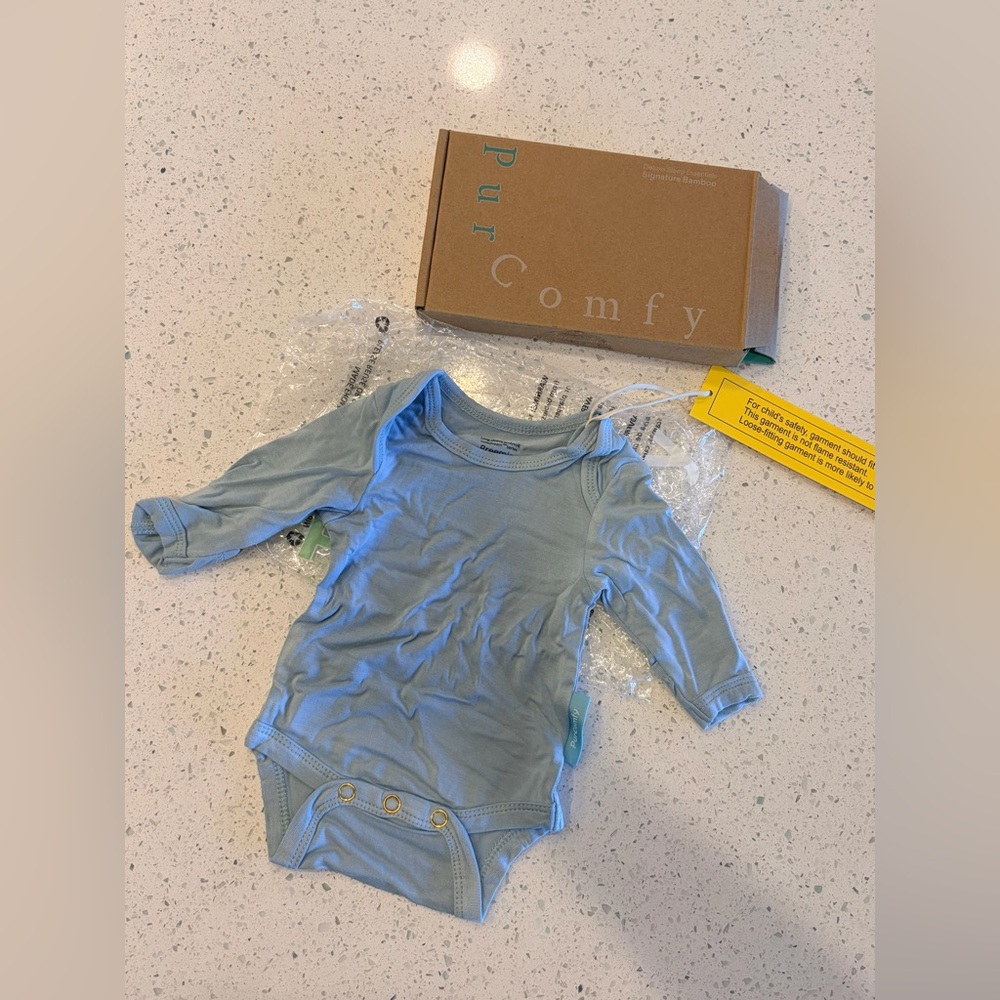 NWT Pur Comfy LuxeDream Blue Baby Onesie Preemie